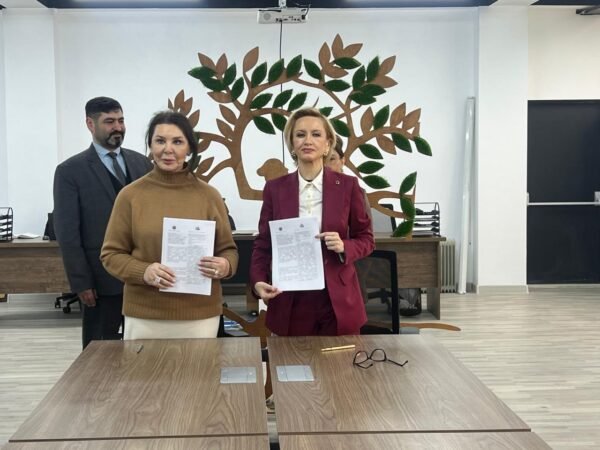 В Баку обсуждены развитие женского предпринимательства и международное деловое сотрудничество